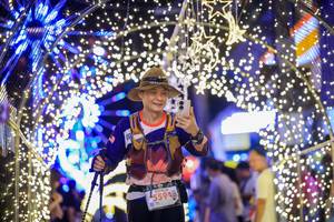 BIB: 5594
                            <button type="button" onclick="openModal(24875337)" class="btn btn-primary btn-sm float-right btn-popup" data-toggle="modal" data-target=".modal-high-quality">
                        <i class="fas fa-shopping-cart"></i> Add to Cart
                    </button>
                                            <button type="button" onclick="isThisMe(24875337, true)" class="btn btn-success btn-sm float-right btn-popup btn-isme hidden" data-toggle="tooltip" data-placement="bottom" title="นี่คือรูปของคุณใช่ไหม คลิกที่นี่เพื่อเอาเข้าอัลบั้ม">
                        <i class="fas fa-plus"></i> Add to album
                    </button>
                    <button type="button" onclick="isThisMe(24875337, false)" class="btn btn-warning btn-sm float-right btn-popup btn-isnotme hidden">
                        <i class="fas fa-ban"></i> Remove from album
                    </button>